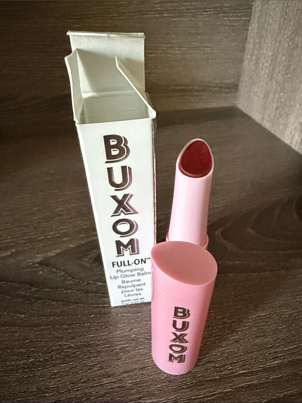 ❤️$18 NWT Buxom Full-On Plumping Lip Glow Balm 2g Shade Cinnamon Kiss